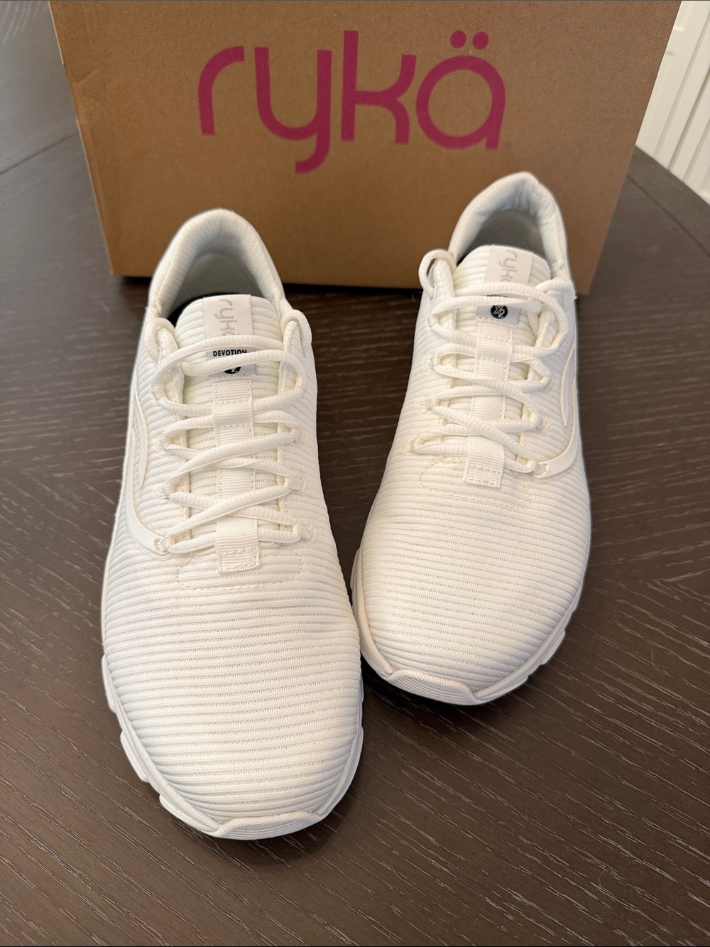 NWT Ryka White Women's Lightweight Knit Trainers